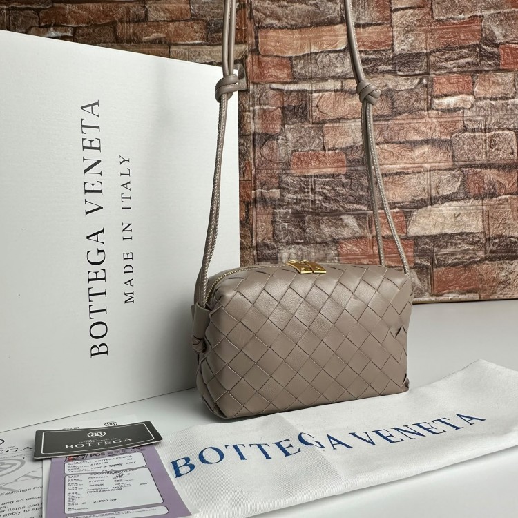 BOTTEGA VENETA LOOP MİNİ VİZON